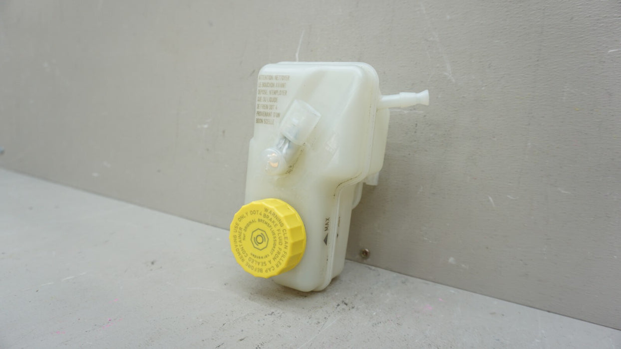 2016-2019 MCLAREN 570S POWER BRAKE FLUID RESERVOIR BOTTLE TANK OEM 1211C0194CP