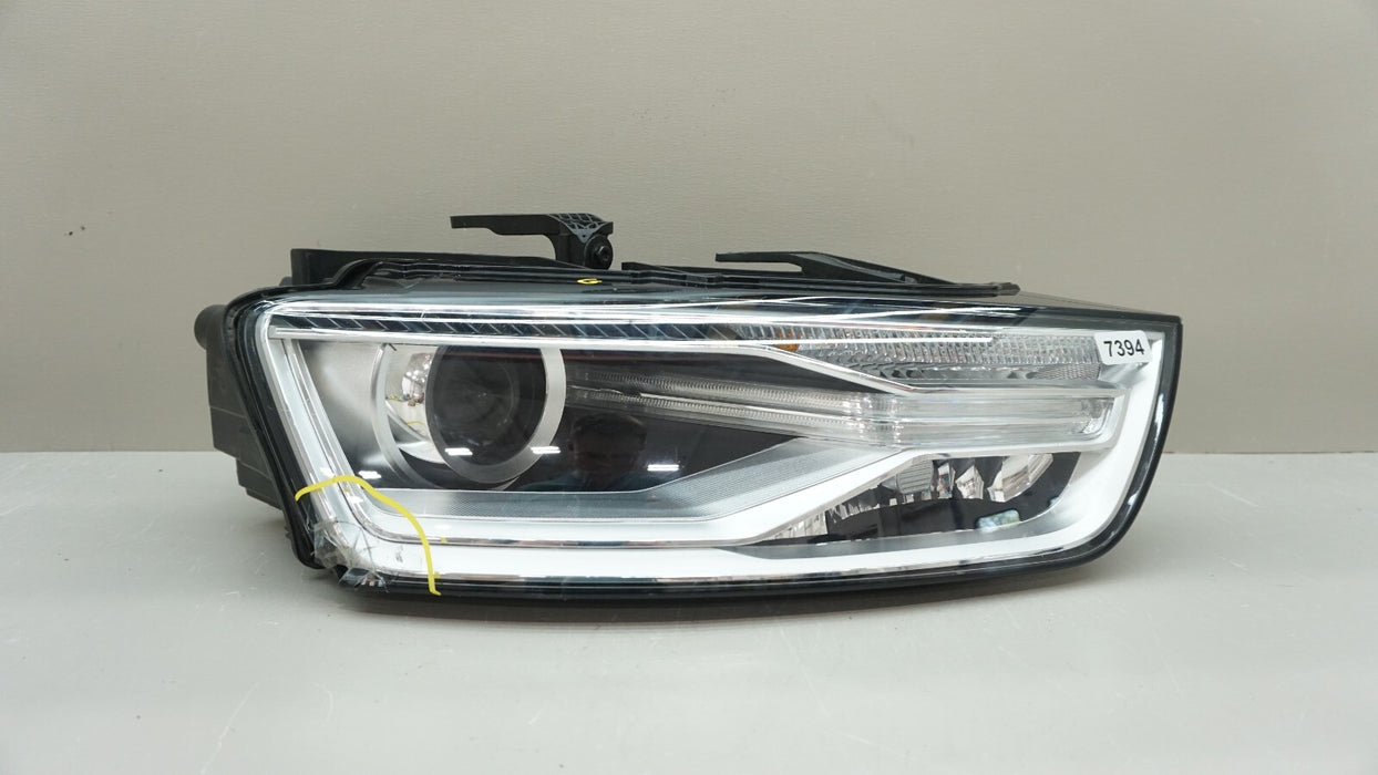 2016-2018 AUDI Q3 RIGHT PASSENGER SIDE XENON HEADLIGHT HEADLAMP W/O BALLAST OEM