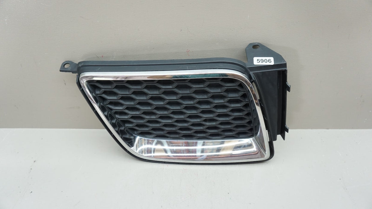 2009-2010 PONTIAC VIBE FRONT RIGHT UPPER BUMPER RADIATOR GRILLE OEM 53100-01020