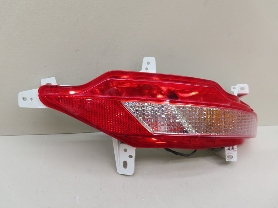 2022-2024 HYUNDAI TUCSON REAR RIGHT RH TURN SIGNAL TAIL LIGHT OEM