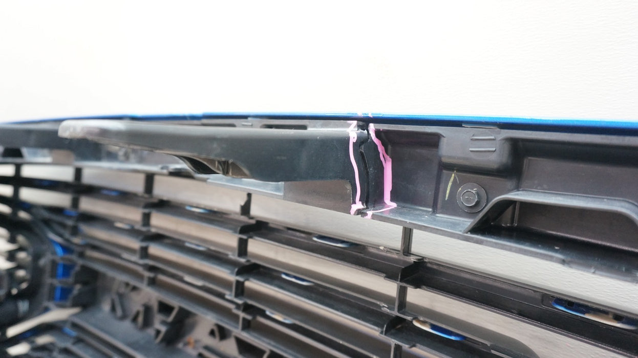 2013-2018 DODGE RAM 2500 3500 FRONT BUMPER RADIATOR GRILLE OEM