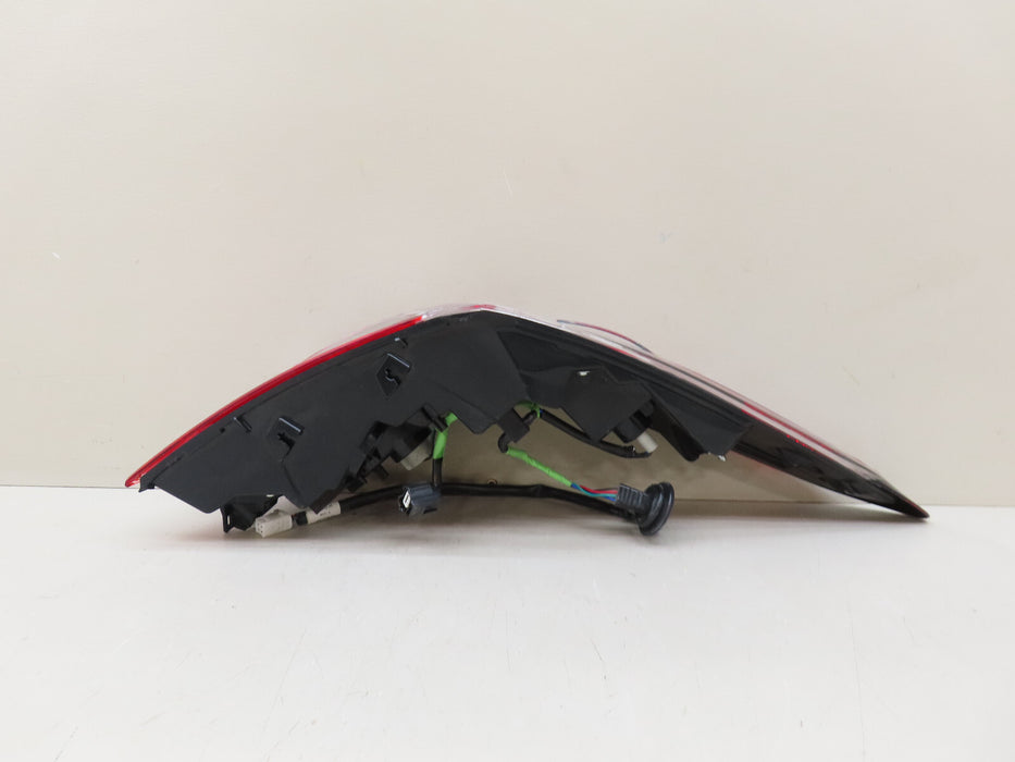 2018-2023 TOYOTA CAMRY REAR RIGHT PASSENGER SIDE TAIL LIGHT OEM OUTER