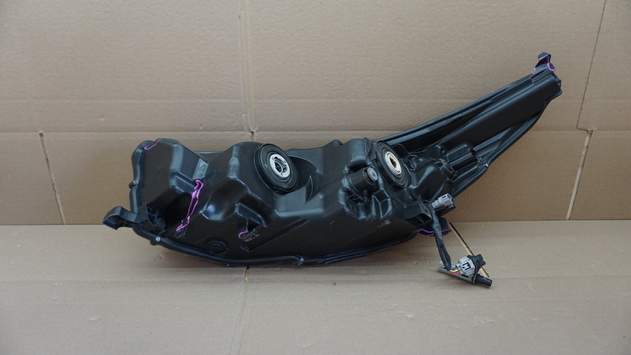 2014-2016 TOYOTA HIGHLANDER RH RIGHT PASSENGER SIDE HALOGEN HEADLIGHT OEM