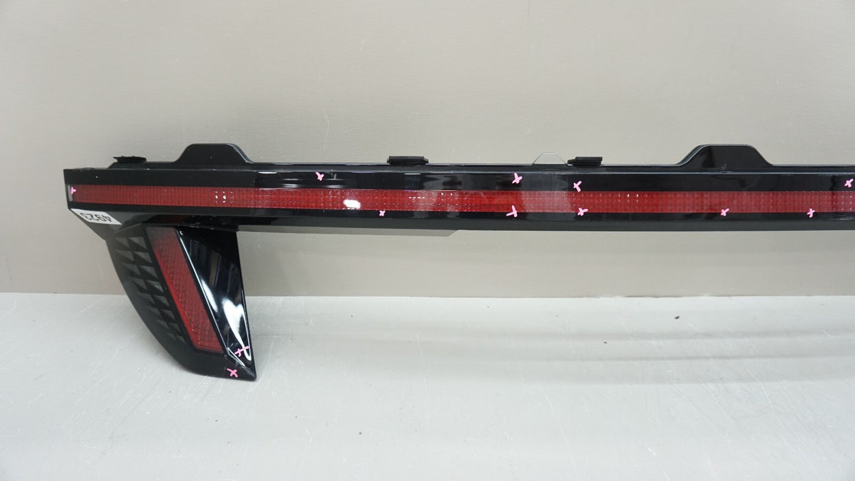 2022-2024 HYUNDAI TUCSON REAR CENTER TAIL LIGHT LAMP LED W/ CAMERA OEM 92403-CW