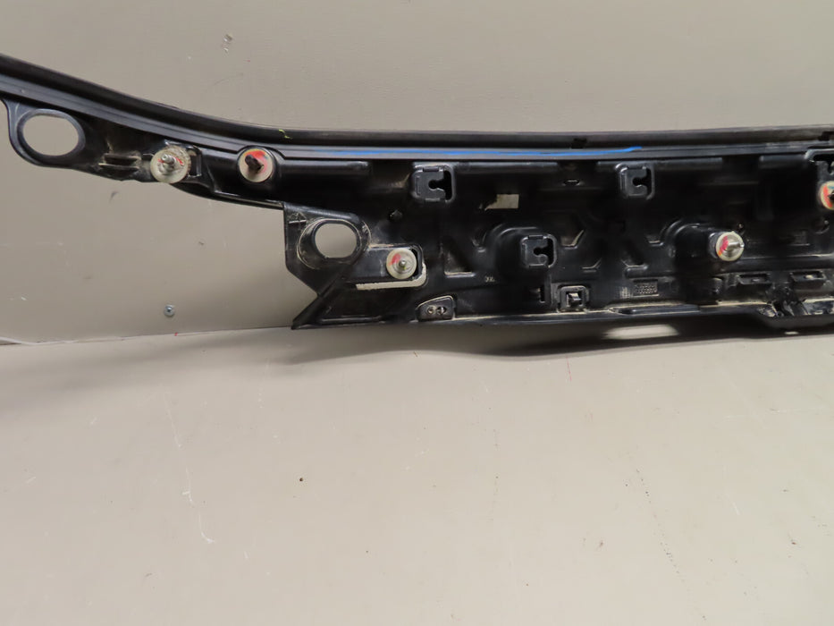 2019 2020 Ford Edge Rear Lift gate Finish Panel OEM KT4B-R43404