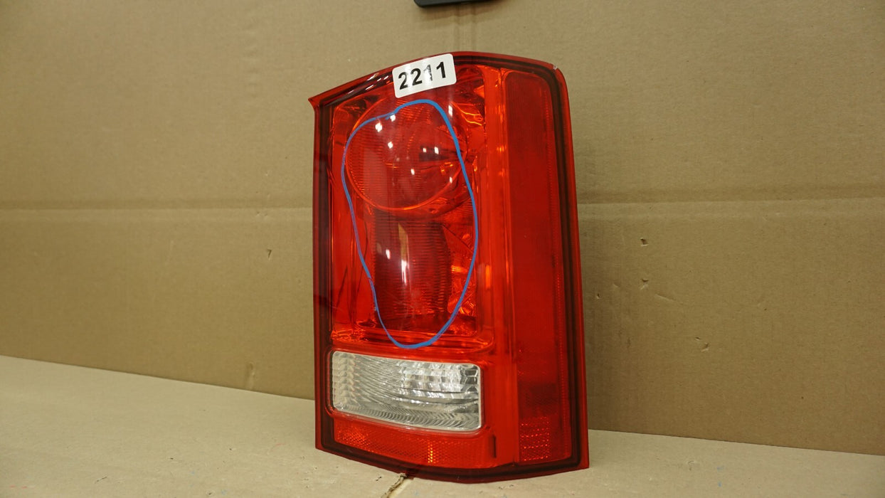 2009-2015 HONDA PILOT FRONT RIGHT PASSENGER SIDE TAIL LIGHT HALOGEN OEM