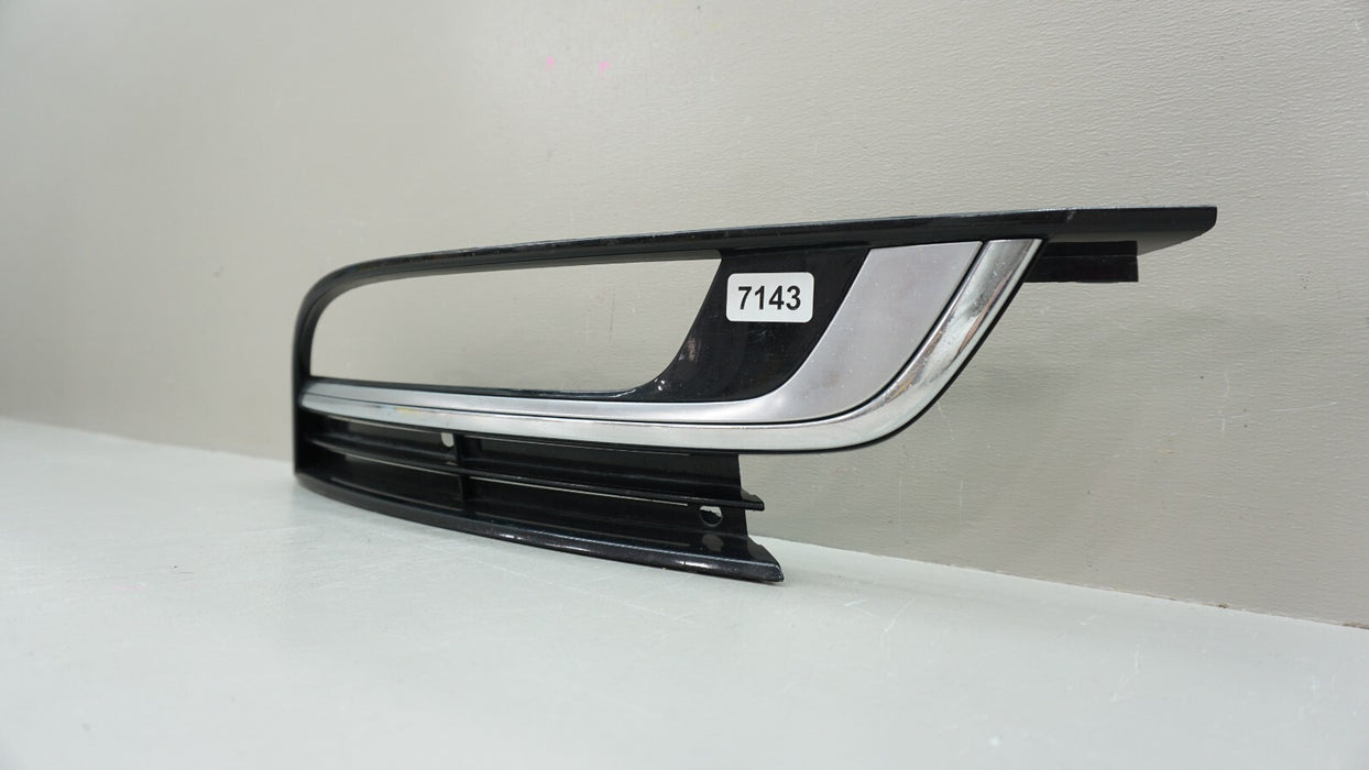 2012-2016 VOLKSWAGEN PASSAT CC FRONT RIGHT BUMPER FOG LIGHT TRIM OEM 3C8853666E