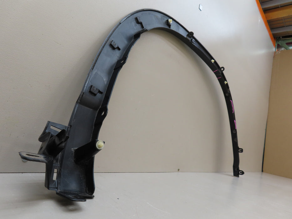 2014 2019 TOYOTA HIGHLANDER FRONT LEFT SIDE WHEEL ARCH FENDER FLARE OEM