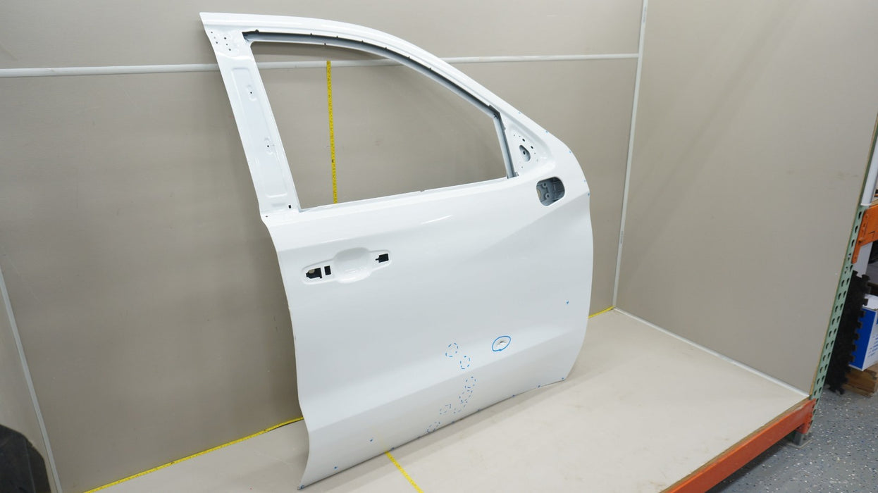 2019-2025 CHEVROLET SILVERADO 1500 FRONT RIGHT PASSENGER SIDE DOOR OEM