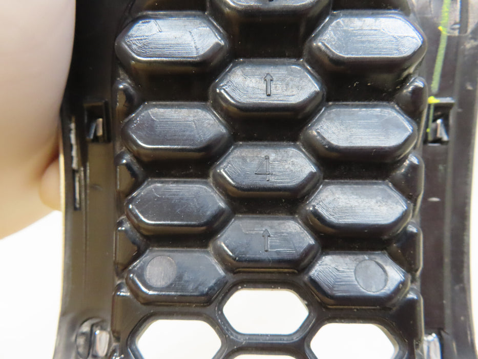 2014-2018 JEEP CHEROKEE FRONT RADIATOR GRILL GRILLE INSERT #4 OEM