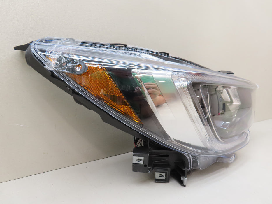 2018 2019 SUBARU OUTBACK FRONT RIGHT PASSENGER SIDE HEADLIGHT HALOGEN OEM