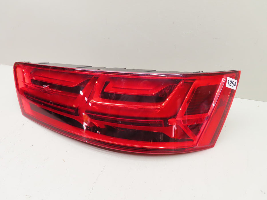 2017 2018 2019 AUDI Q7 REAR RIGHT PASSENGER SIDE TAILLIGHT LAMP ASSEMBLY OEM
