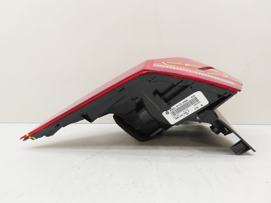 2018-2022 VOLKSWAGEN TIGUAN REAR LEFT DRIVER SIDE TAILLIGHT OEM 5NN-945-095-A