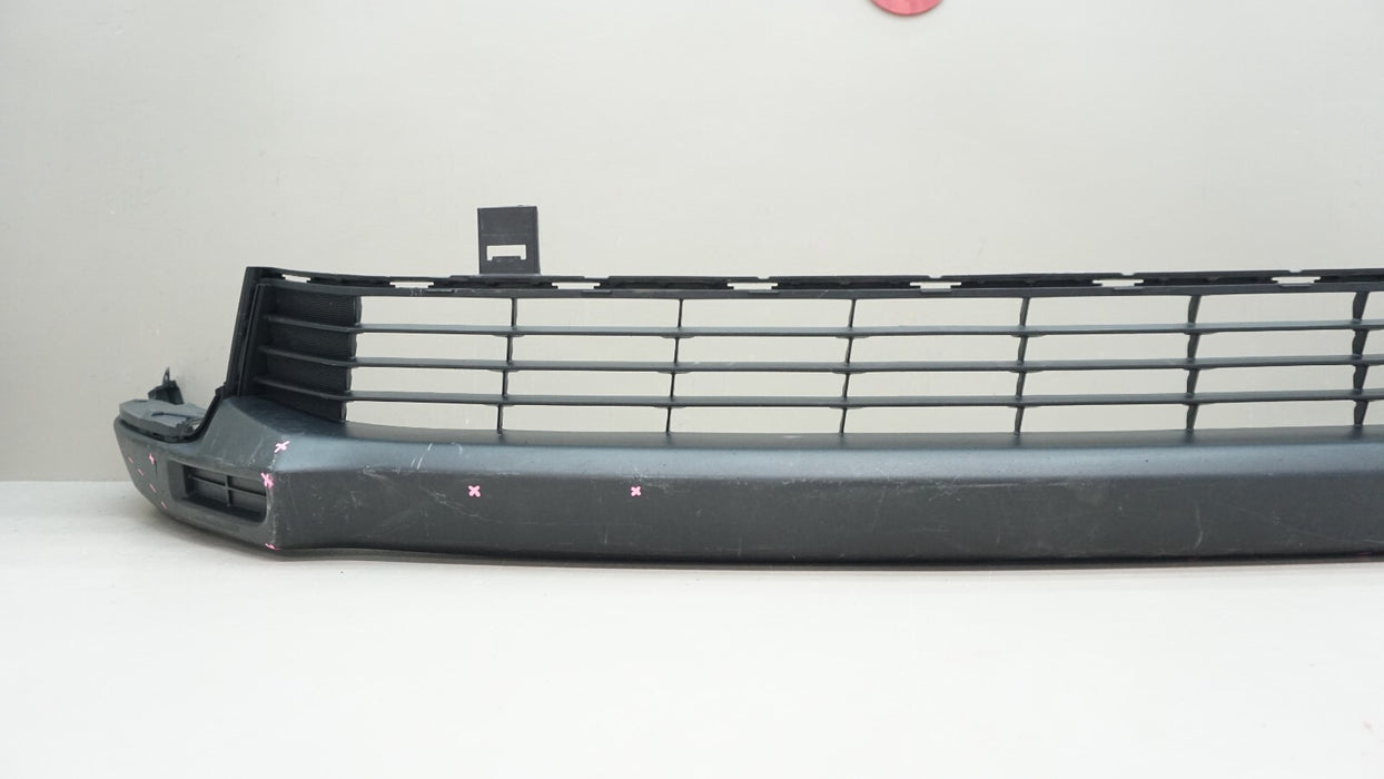 2017-2019 TOYOTA HIGHLANDER FRONT LOWER BUMPER COVER VALANCE OEM 52129-0E030