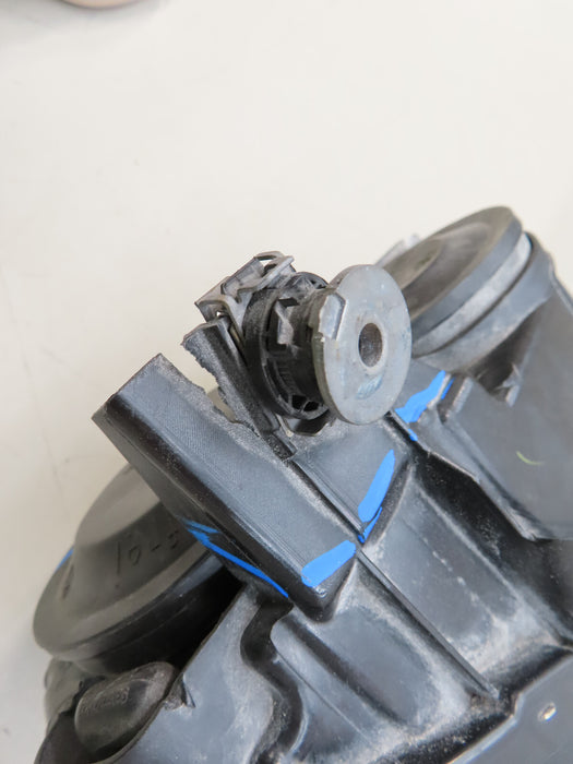 2015-2017 VOLKSWAGEN GOLF FRONT RIGHT PASSENGER HEADLIGHT HALOGEN OEM