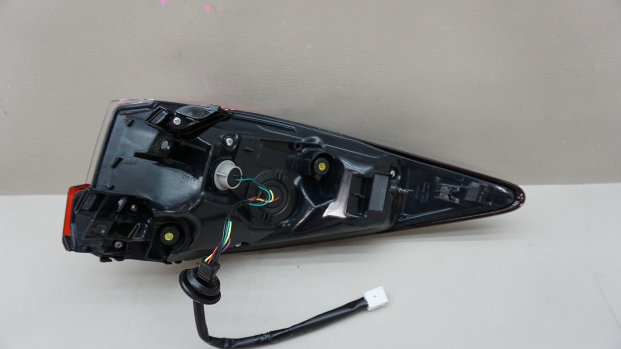 2016-2019 LEXUS RX350 RX450H REAR LEFT DRIVERS SIDE TAIL LIGHT OEM 17 18