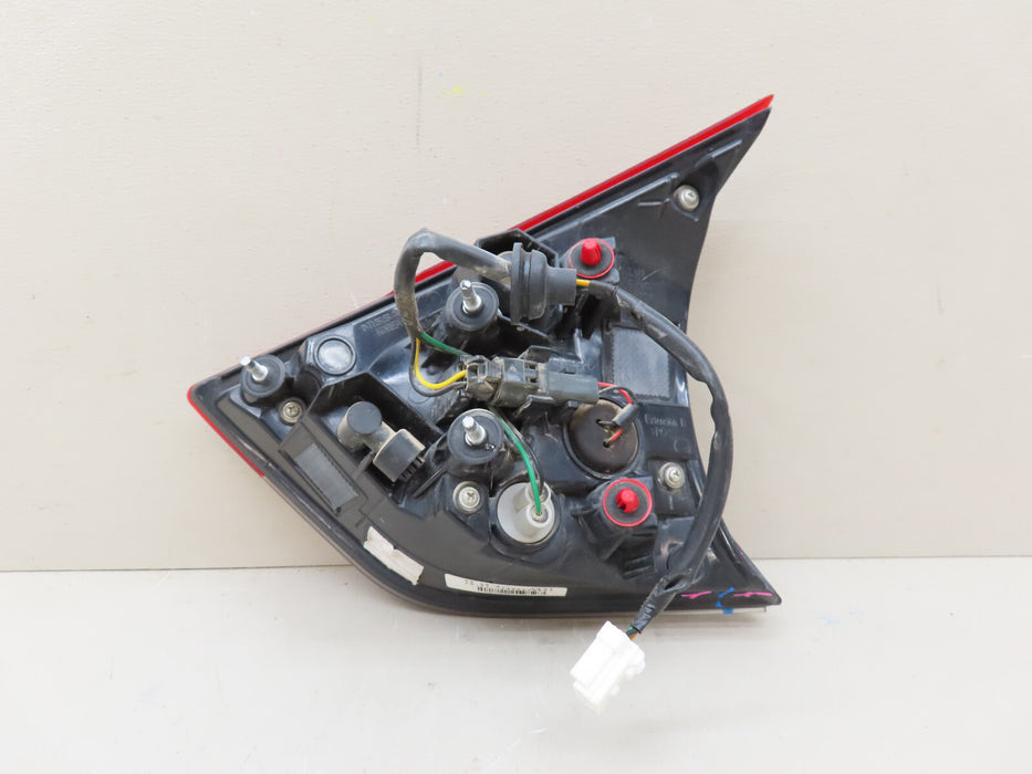 2017-2020 NISSAN ROGUE REAR LEFT DRIVER SIDE INNER TAIL LIGHT OEM