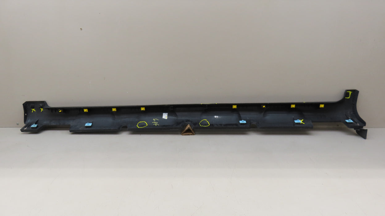 2020-2025 HYUNDAI VENUE RIGHT ROCKER SKIRT MOLDING COVER PANEL OEM 87752-K2000
