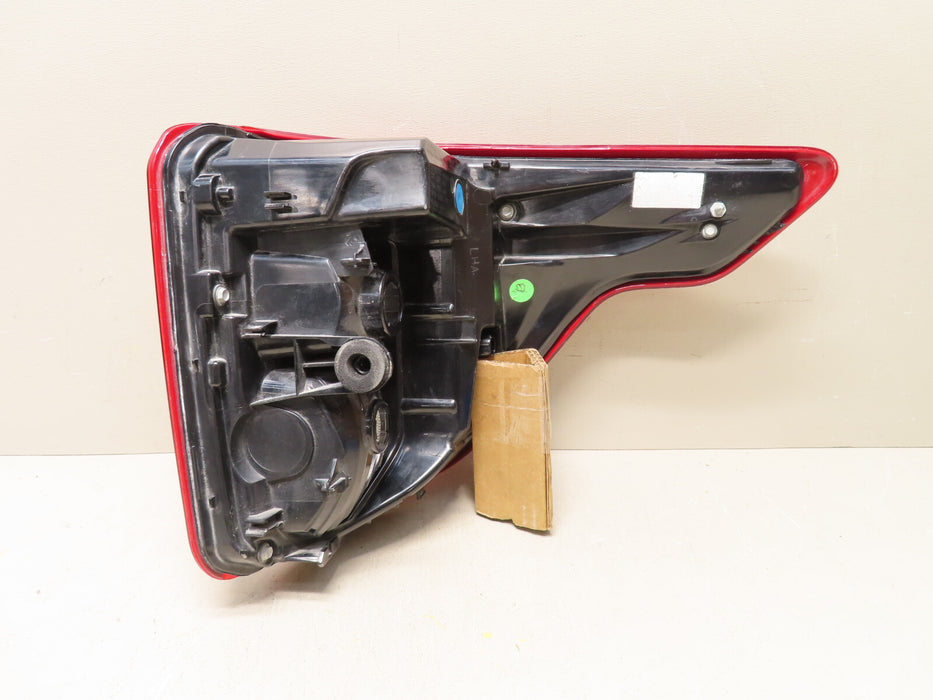 2020-2022 FORD EXPLORER REAR LEFT DRIVER SIDE OUTER TAILLIGHT HALOGEN W/LED OEM