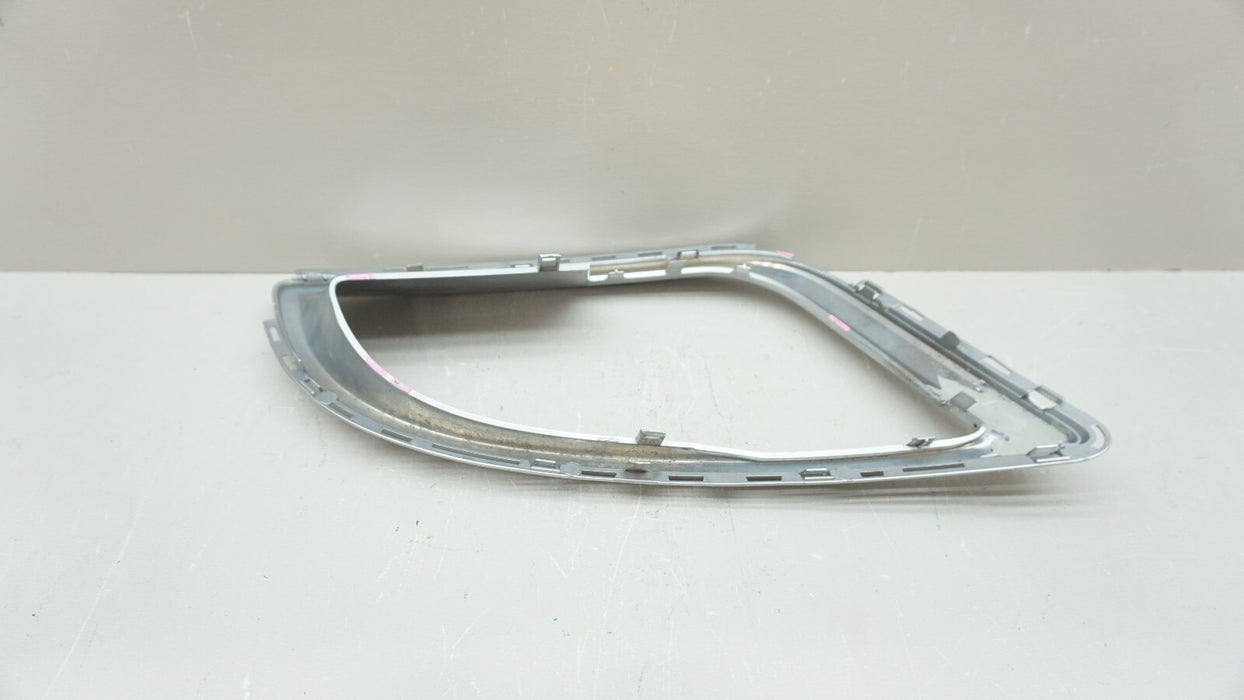 2010-2016 BUICK REGAL FRONT RIGHT FOG LIGHT TRIM COVER OEM 13267844