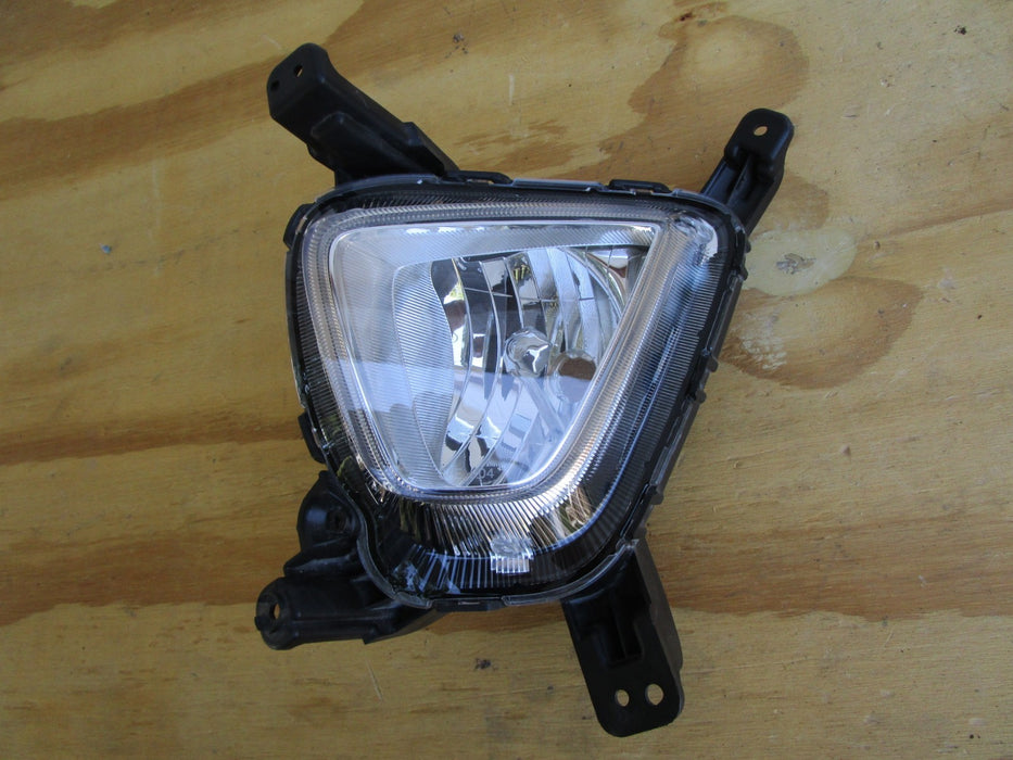 16 17 KIA SORENTO FRONT LEFT DRIVERS SIDE FOG LIGHT OEM