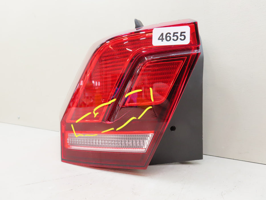2018-2022 VOLKSWAGEN TIGUAN REAR LEFT DRIVER SIDE TAILLIGHT OEM 5NN-945-095-A