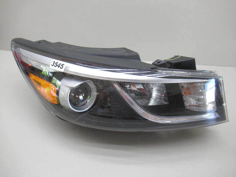 2015 2016 2017 2018 Kia Sedona Right Passenger Halogen Headlight LAMP OEM