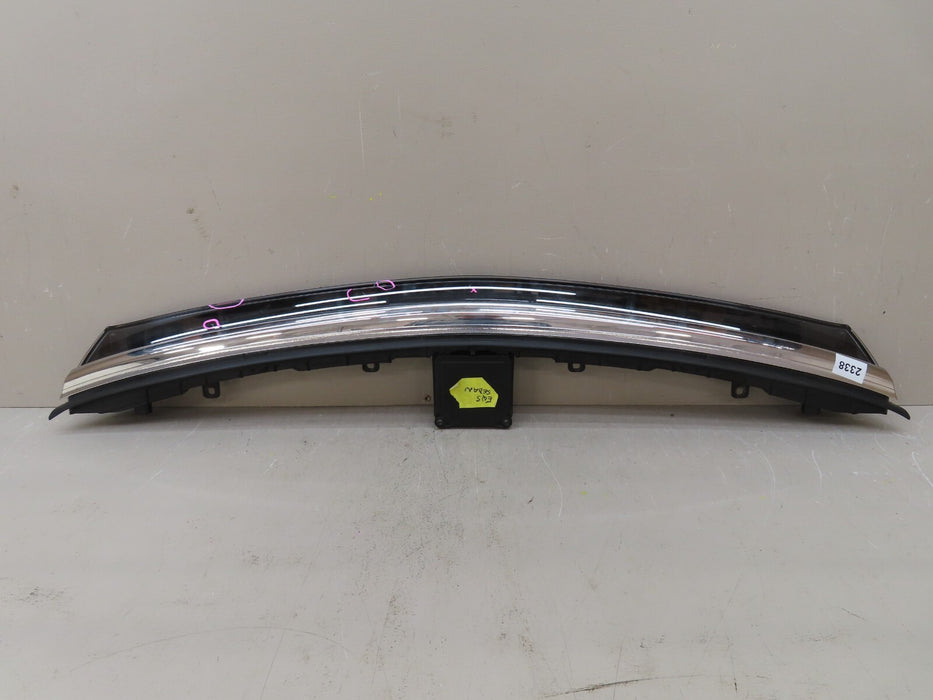 2022 2023 MERCEDES-BENZ EQS 580 FRONT CENTER LIGH BAR LED OEM