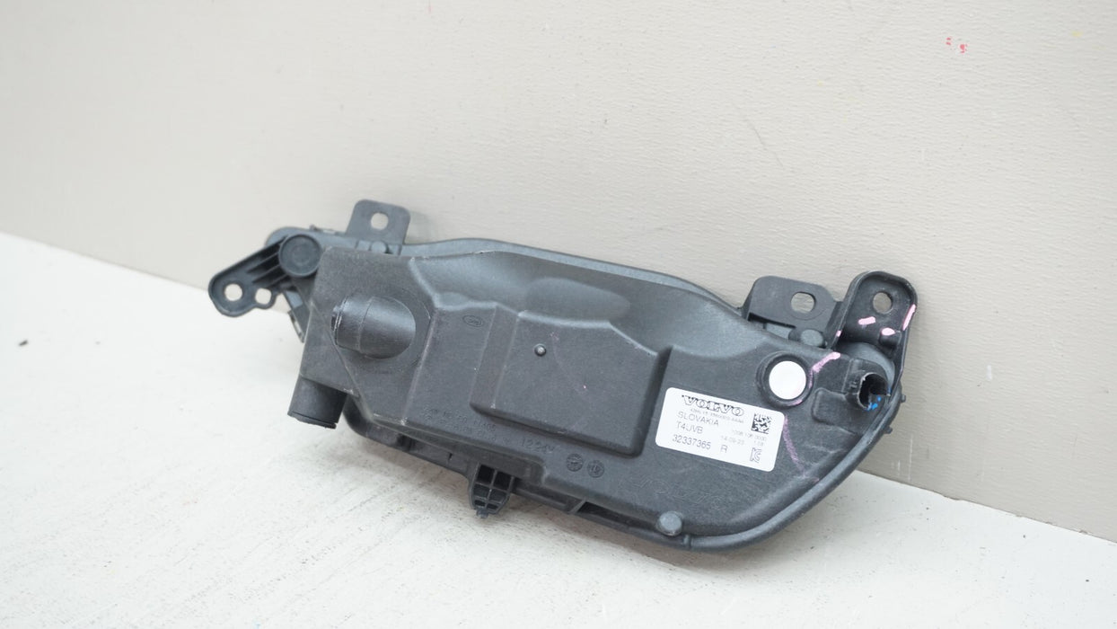 2016-2022 VOLVO XC60 FRONT RIGHT PASSENGER SIDE FOG LIGHT OEM 32337365