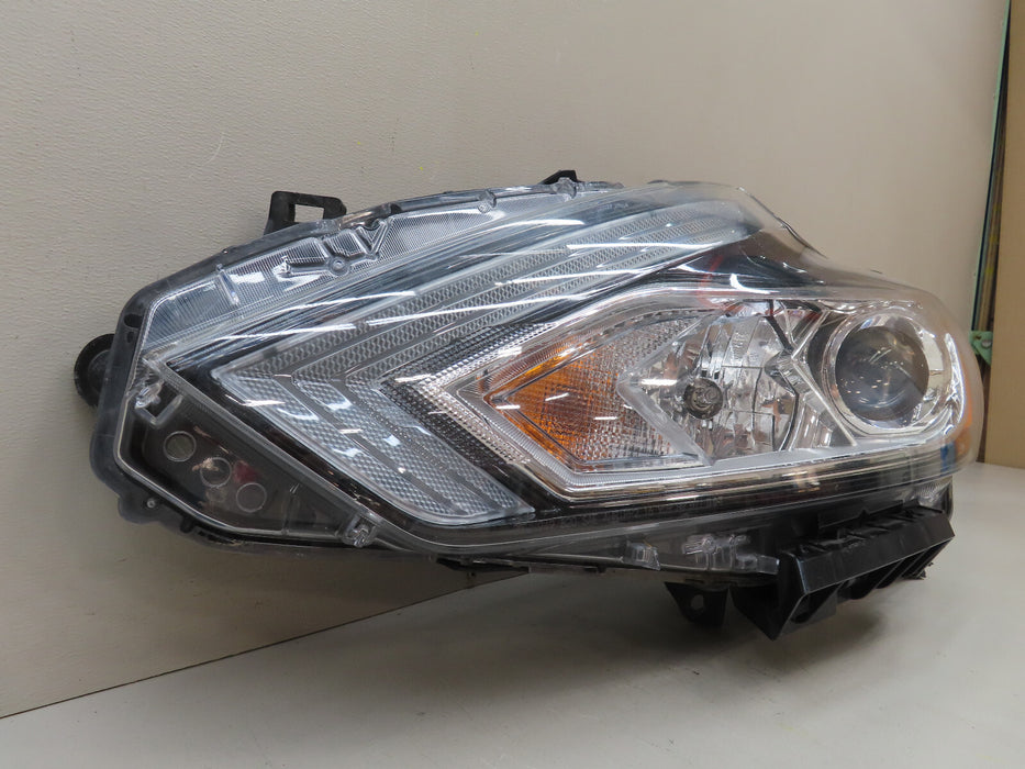 2016 2017 2018 NISSAN ALTIMA FRONT LEFT DRIVER HEADLIGHT HALOGEN OEM