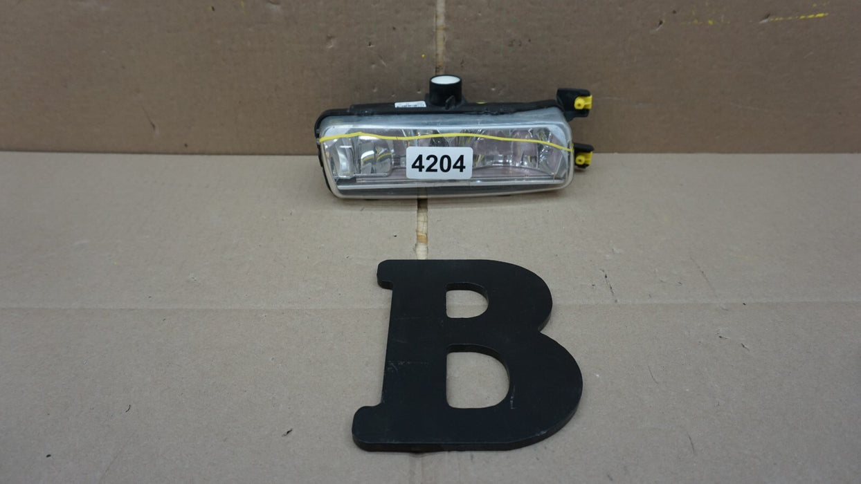 2013-2017 LAND ROVER RANGE ROVER SPORT LEFT DRIVERS SIDE FOG LIGHT OEM