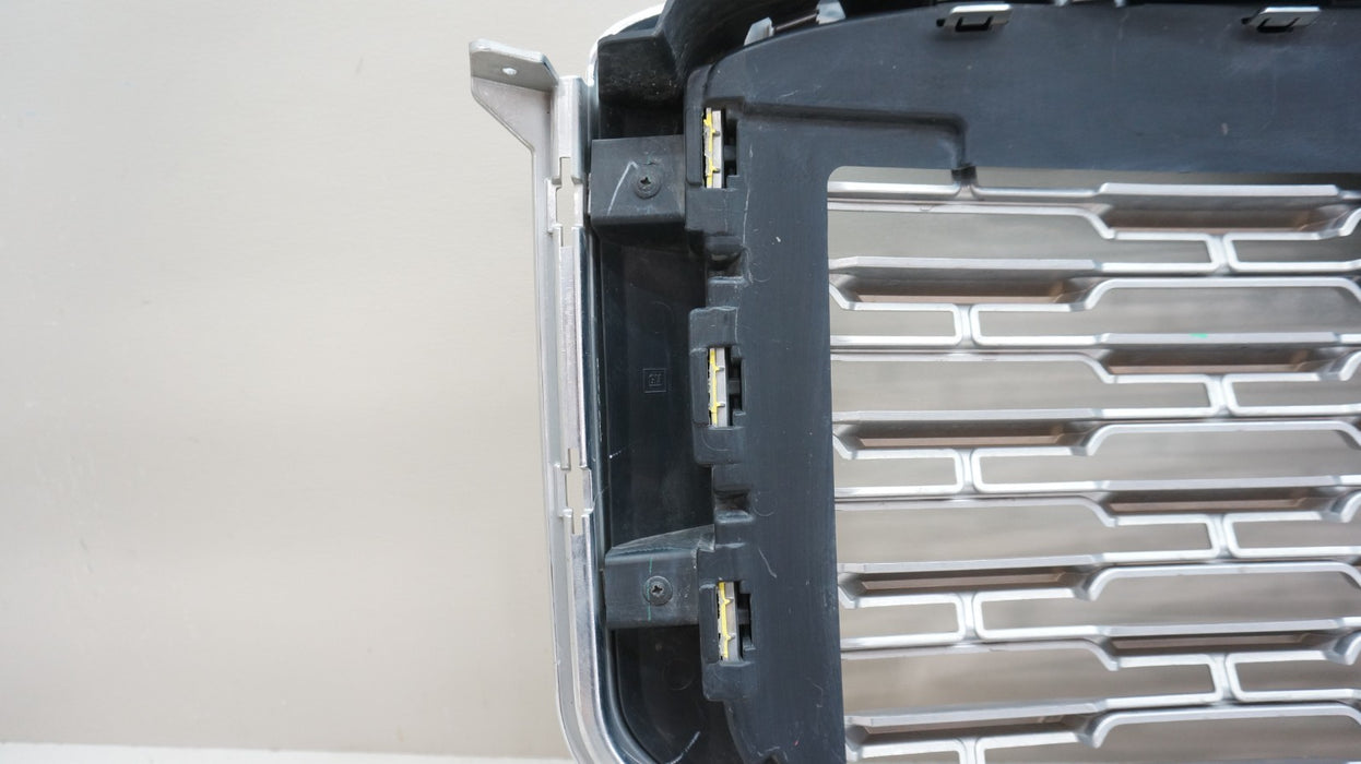 2018-2020 GMC YUKON FRONT RADIATOR GRILLE GRILL 84316391 OEM