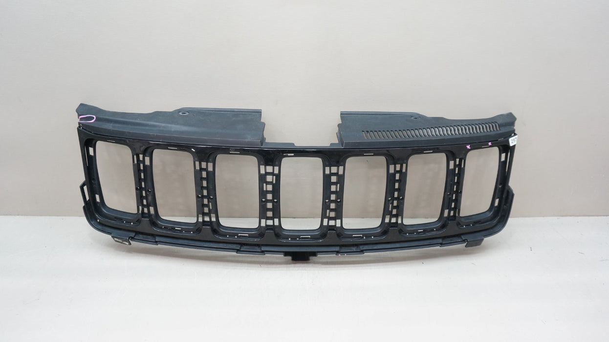 2016-2022 JEEP GRAND CHEROKEE FRONT UPPER BUMPER RADIATOR GRILLE OEM 68258419AA