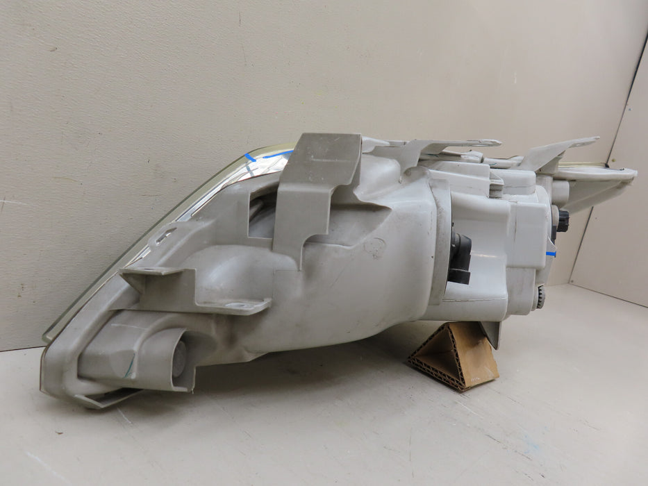 2012-2014 TOYOTA CAMRY FRONT RIGHT PASSENGER HEADLIGHT HALOGEN OEM