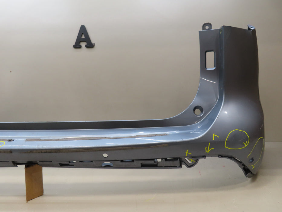 2020 2021 TOYOTA HIGHLANDER REAR BUMPER COVER OEM 52159-0E170