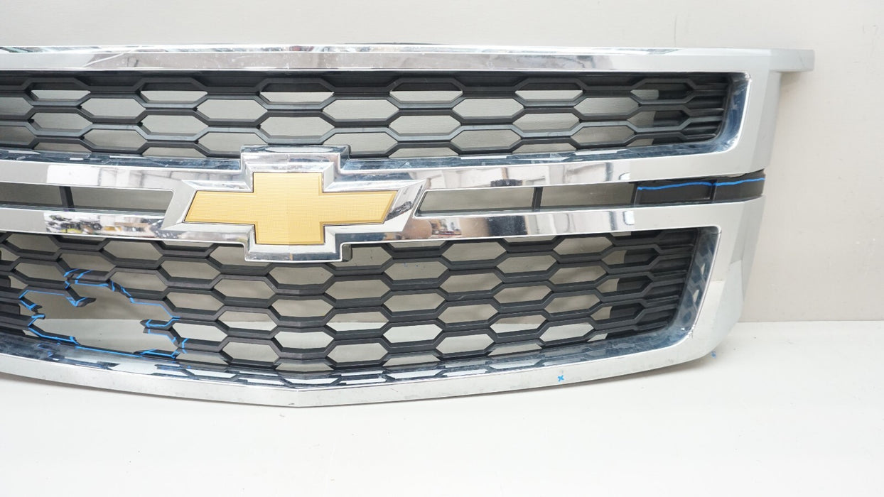 2015-2020 CHEVROLET TAHOE FRONT BUMPER RADIATOR GRILLE OEM 23440914