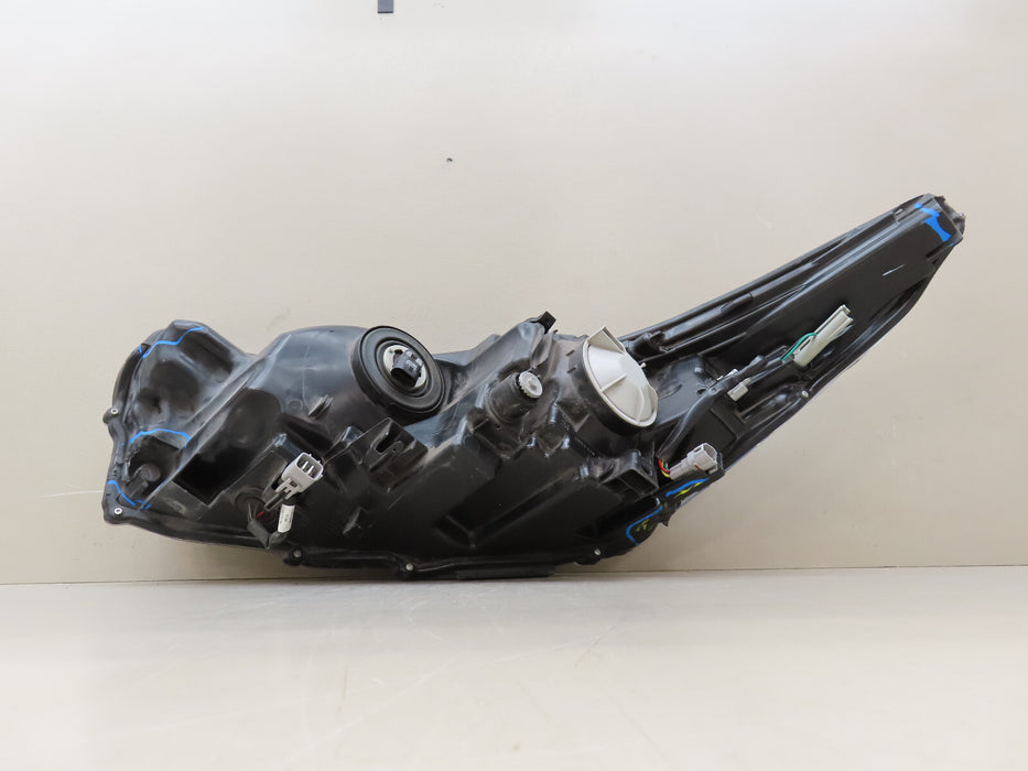 2017-2019 TOYOTA HIGHLANDER FRONT RIGHT PASSENGER HEADLIGHT HALOGEN OEM