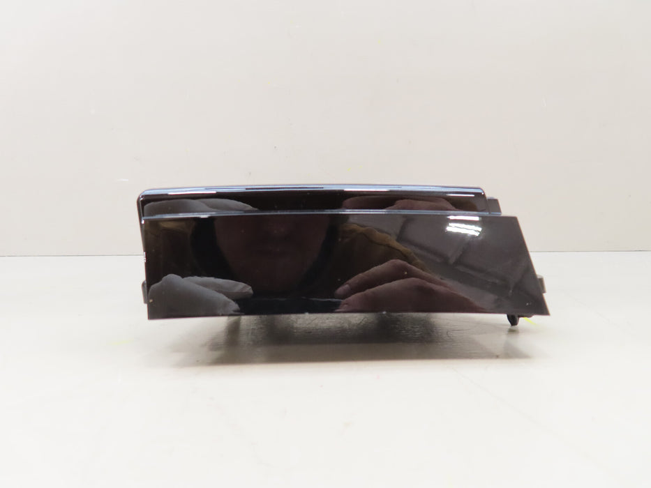 2020-2023 LAND ROVER DEFENDER REAR LEFT DRIVER QUARTER PANEL TRIM TAIL LIGHT OEM