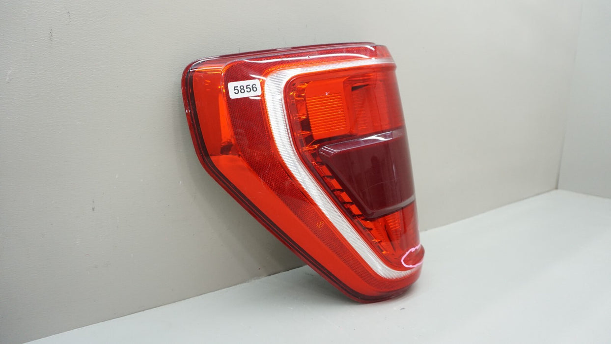 2021-2023 FORD F150 REAR LEFT DRIVERS SIDE TAIL LIGHT W/O MODULE OEM 21 22 23