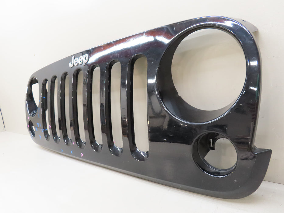 2007-2018 JEEP WRANGLER JK FRONT RADIATOR GRILL GRILLE OEM 1BM91TRM