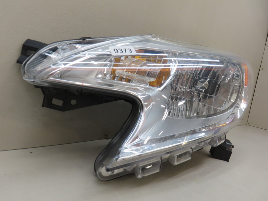 2014-2016 NISSAN VERSA NOTE FRONT RIGHT PASSENGER HEADLIGHT HALOGEN OEM 9373