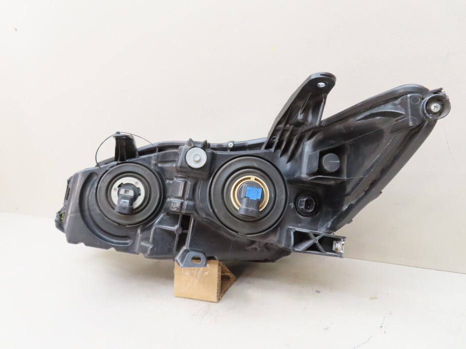 2015 2016 2017 TOYOTA CAMRY FRONT RIGHT PASSENGER HEADLIGHT HALOGEN OEM