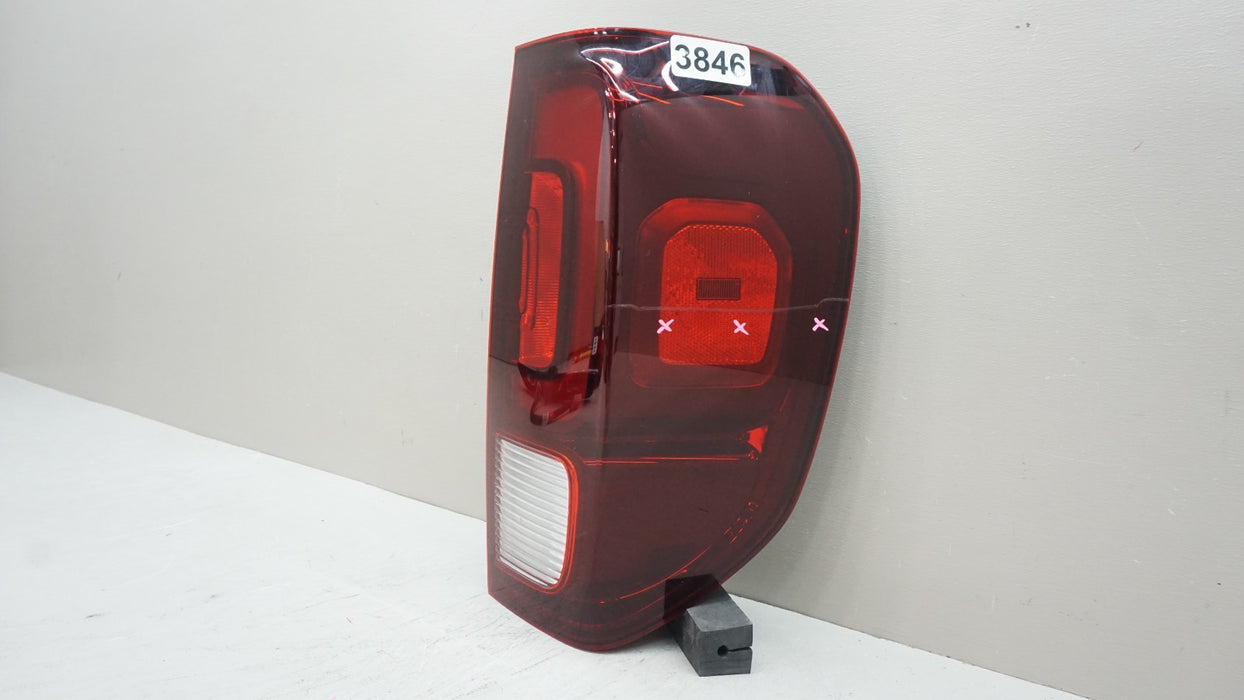 2017-2021 HONDA RIDGELINE REAR RIGHT PASSENGER SIDE LIGHT TAILLIGHT LAMP OEM