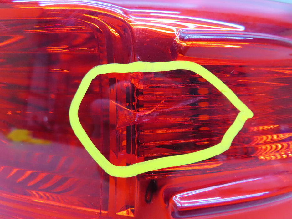 2013-2015 TOYOTA RAV4 REAR RIGHT PASSENGER TAIL LIGHT OEM 81550-0R030