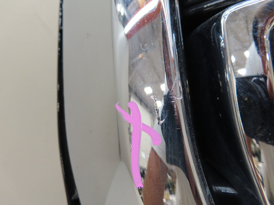 2021-2023 GMC YUKON/YUKON XL SLT FRONT  GRILLE GRILL CHROME PANEL OEM 84835787