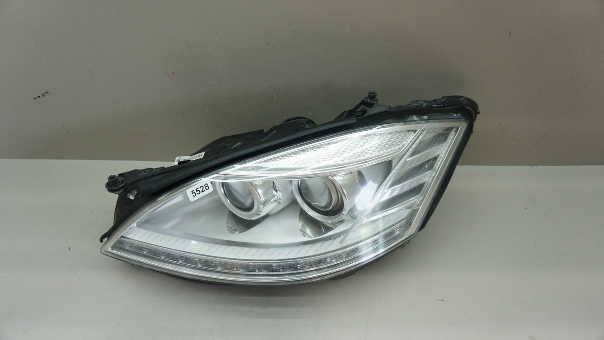 2010-2011 MERCEDES S400 S550 S63 W221 FRONT LEFT HEADLIGHT XENON OEM A2218205759