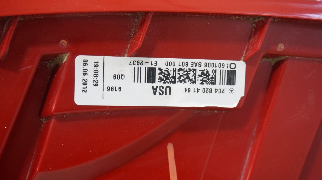 2012-2014 MERCEDES-BENZ C-CLASS W204 REAR RIGHT PASSENGER SIDE TAIL LIGHT OEM