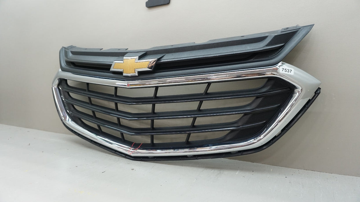 2018-2021 CHEVROLET EQUINOX FRONT BUMPER UPPER GRILLE MOLDING OEM 84150748