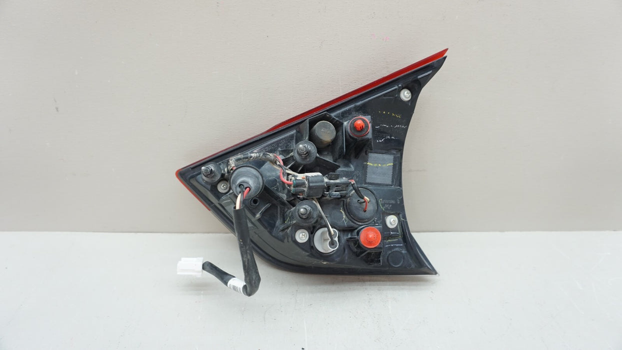 2017-2019 NISSAN ROGUE REAR LEFT DRIVERS SIDE INNER TAIL LIGHT OEM 17 18 19