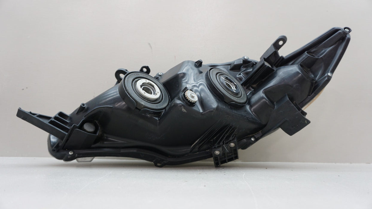 2011-2013 TOYOTA COROLLA FRONT RIGHT PASSENGER SIDE HEADLIGHT HALOGEN OEM